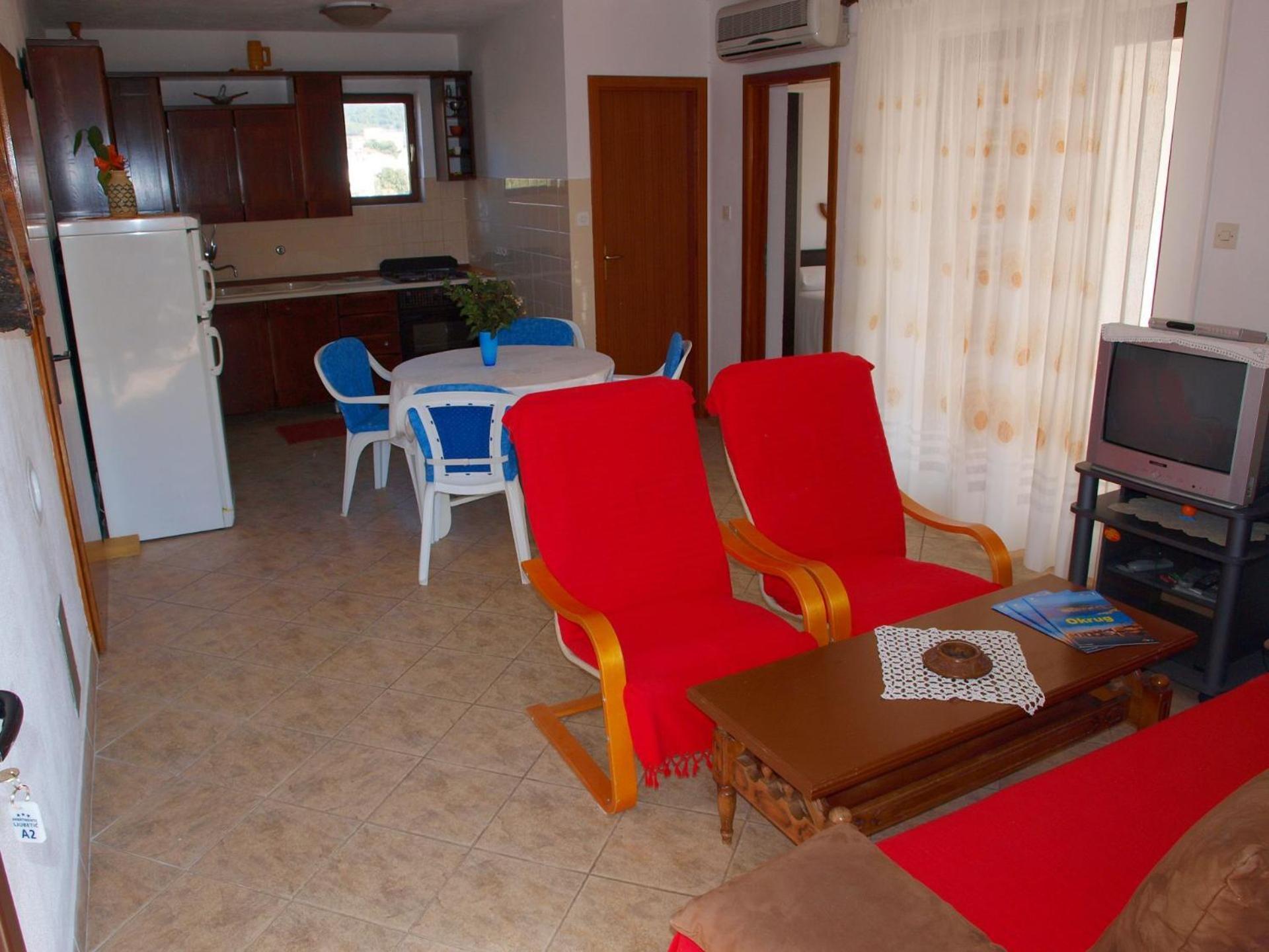 Apartments Mirja - 100M From The Beach & Parking Trogir Exteriör bild