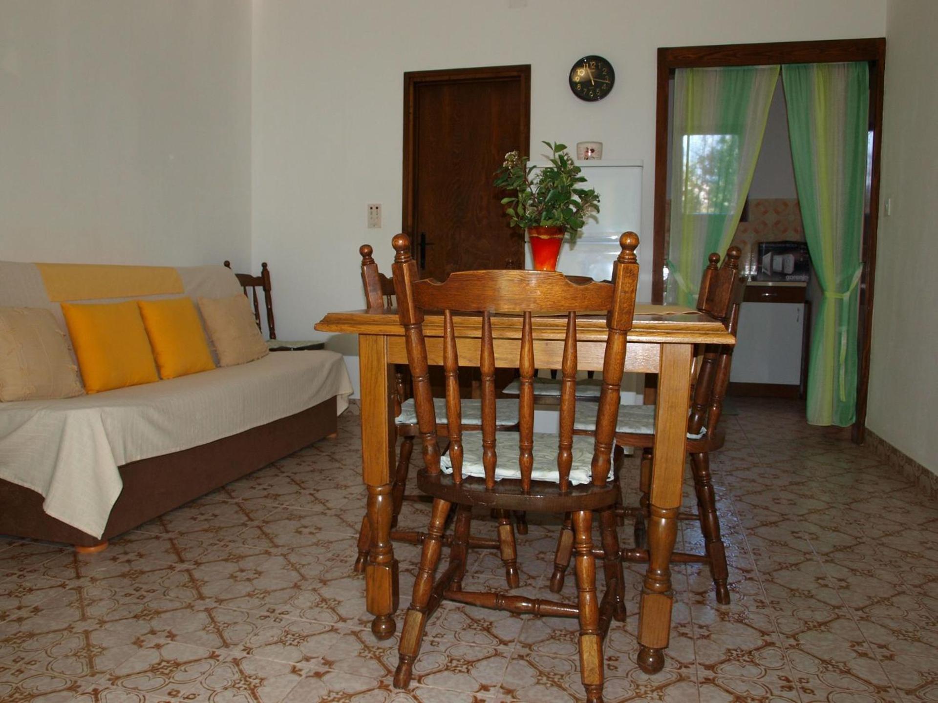 Apartments Mirja - 100M From The Beach & Parking Trogir Exteriör bild