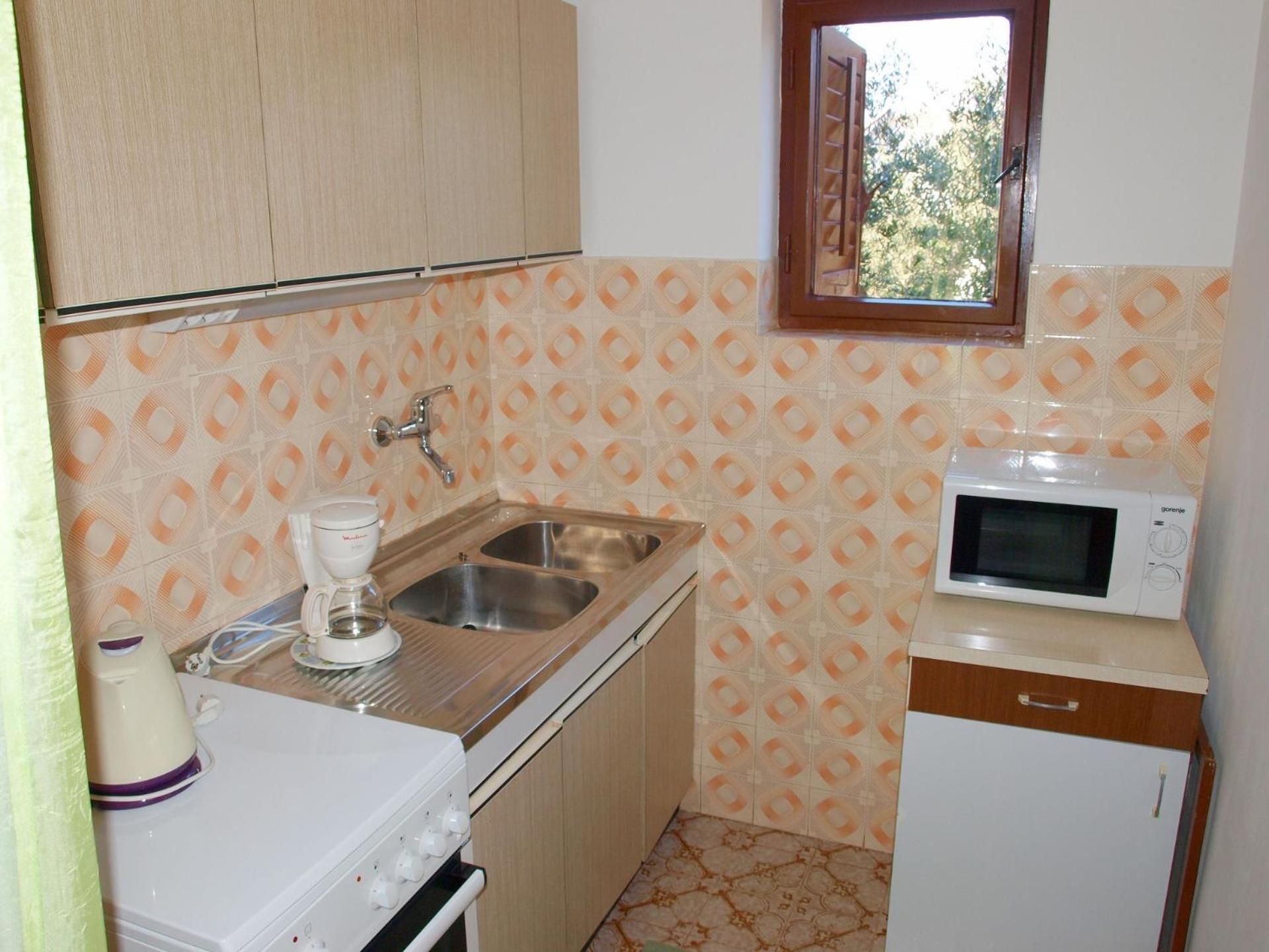 Apartments Mirja - 100M From The Beach & Parking Trogir Exteriör bild
